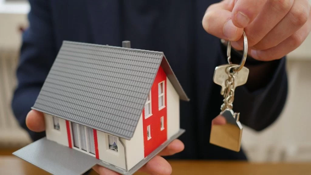 Ucuz Kiralık Ev Arayanlar Dolandırıcıların Kıskacında! Ucuz Kiralık Ev Arayanlar Dolandırıcıların Kıskacında!